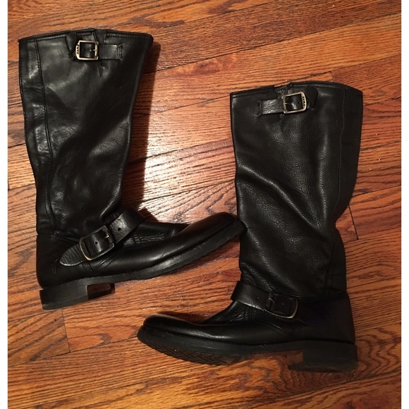 womens black frye boots